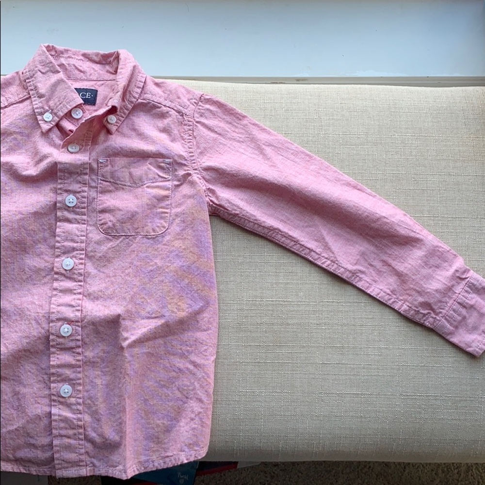Children’s Palce Boy’s red button down shirt sz4.